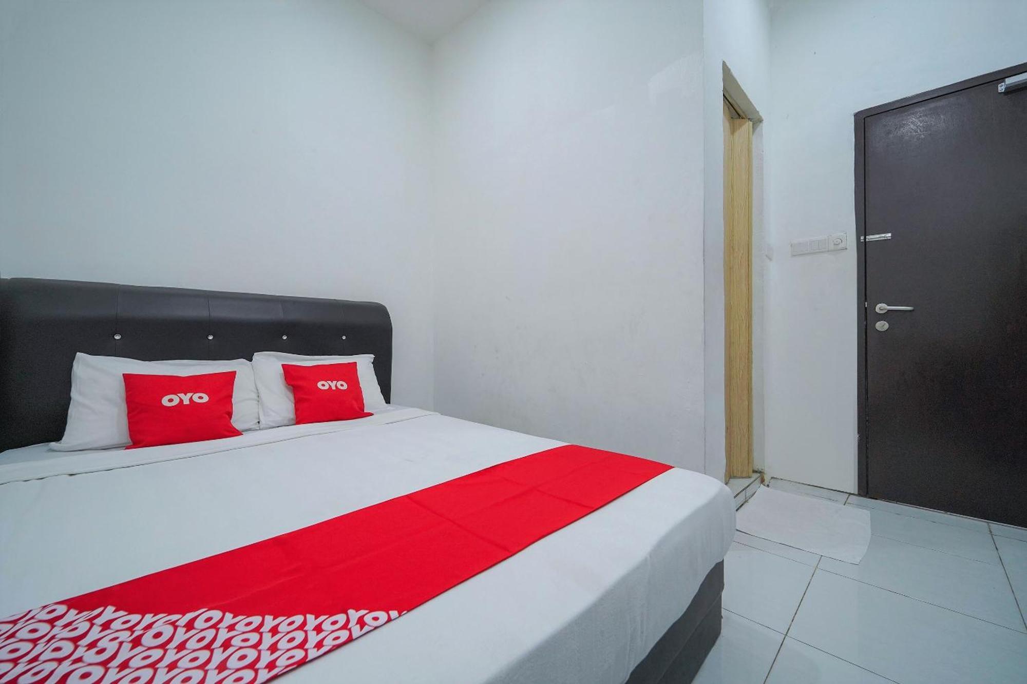 OYO 89820 Sp Berlian Inn Sungai Petani Exterior foto