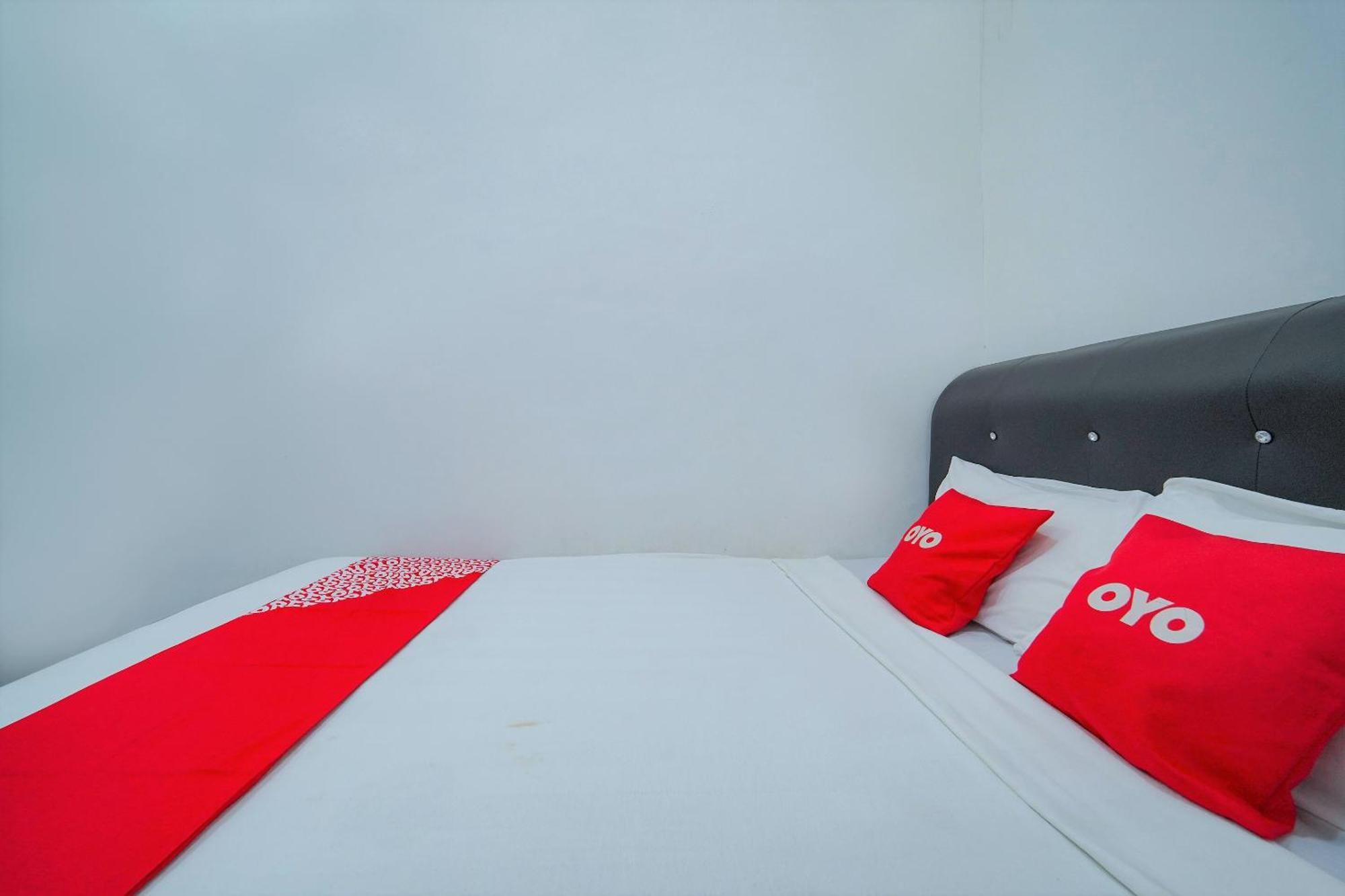 OYO 89820 Sp Berlian Inn Sungai Petani Exterior foto