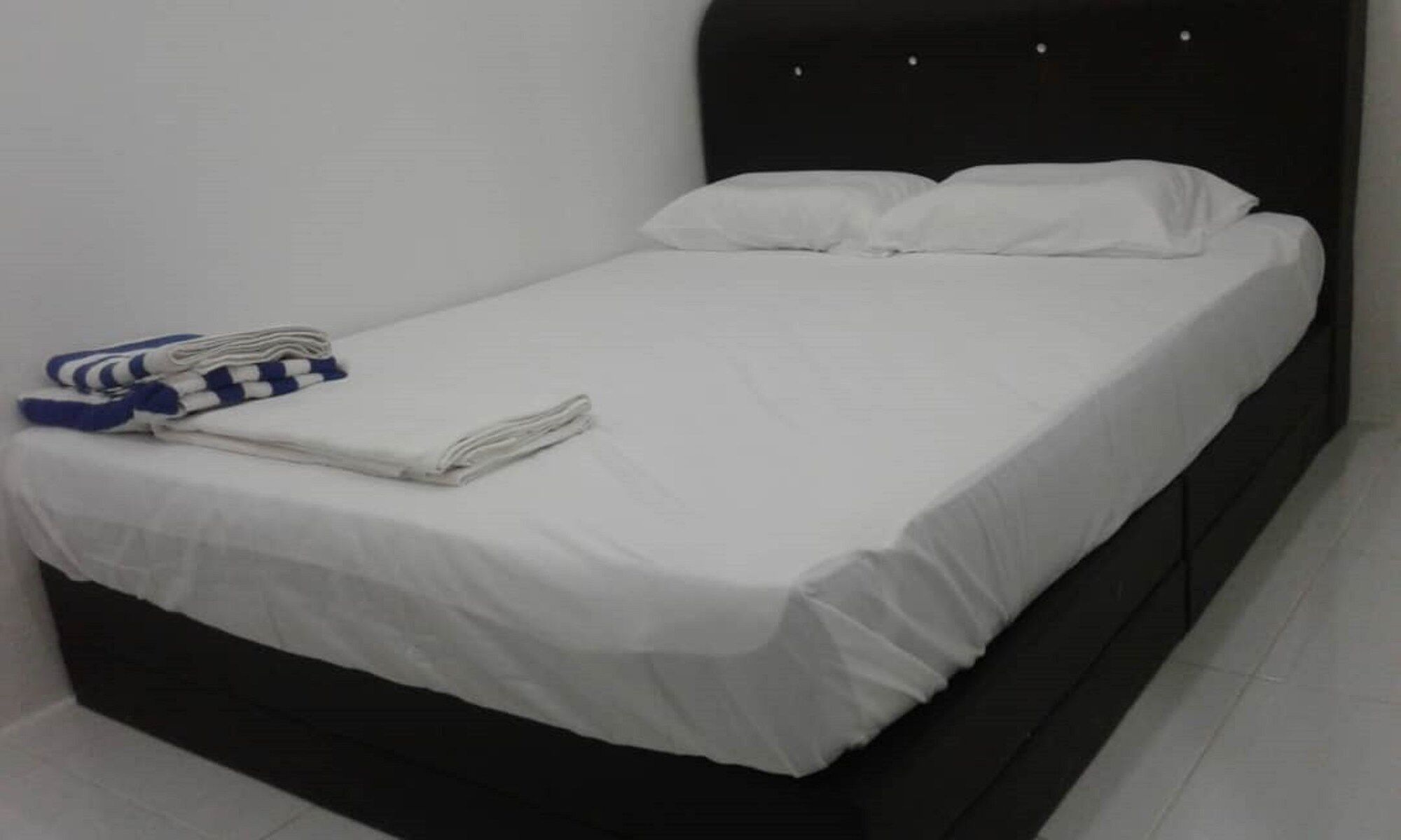 OYO 89820 Sp Berlian Inn Sungai Petani Exterior foto